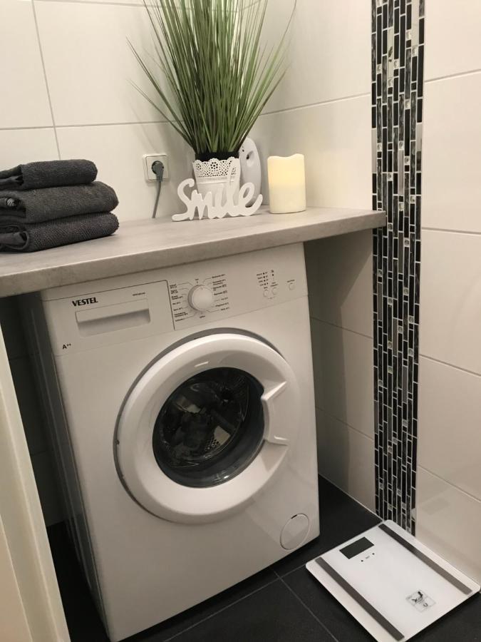 Ferienwohnung Viktoria غوتا المظهر الخارجي الصورة
