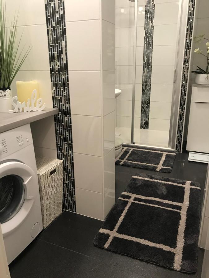 Ferienwohnung Viktoria غوتا المظهر الخارجي الصورة